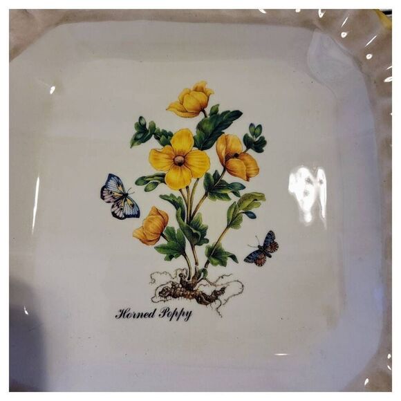Due Torri Ceramic Plate w Yellow Poppy Flowers and Butterflies Made in Italy - Picture 2 of 5